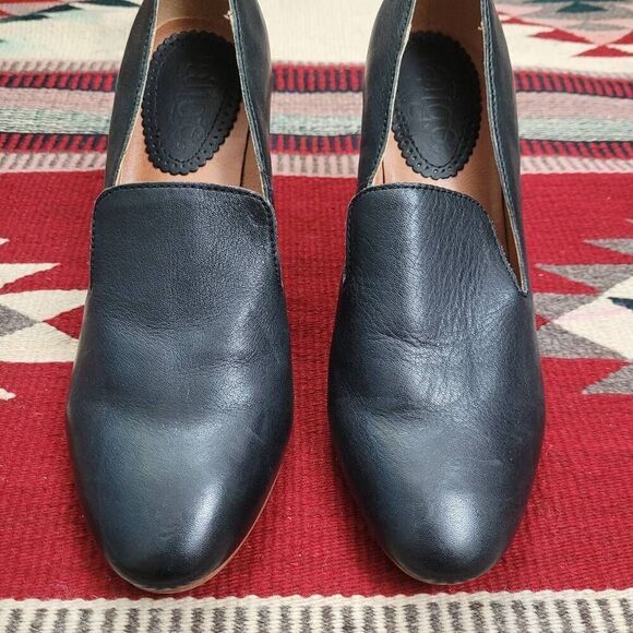 Latigo Kala Leather Loafer Pump Sz 8.5 Black Wooden Block Heel Office Work Caree - Picture 3 of 9